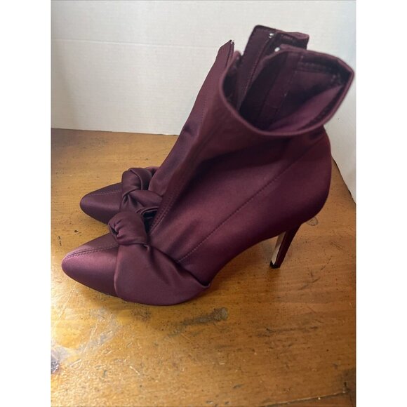 Antonio Melani Shoes - Antonio Melani Women's size 7.5Luxe Satin Knotted Socks Heel Ankle Booties 74